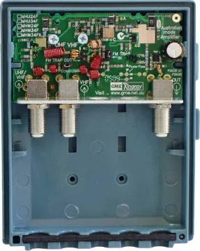 Masthead Antenna Amplifier UHF/VHF F Type As the name suggests, this amplifier is mounted on the antenna mast (as close to the antenna as possible) to avoid any signal loss from the connecting cable. It has inputs for a separate VHF or UHF antenna or a combined input for both. Signal balance is a