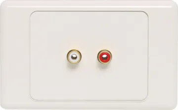 2 x RCA Wallplate Quality Pro series wall plates with gold plated RCA sockets. Supplied with dual covers