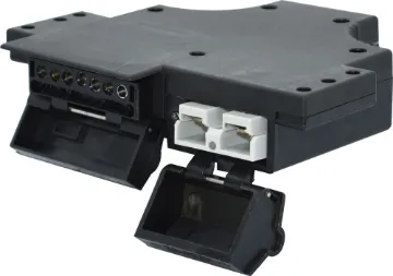 Trailer Chassis SB50 Style / 7 Pin Socket Combo Connector Trailer Vision TV-14569-7. Combines a flat 7 pin trailer socket with 50A Anderson style connector in the same chassis mount housing.
