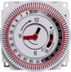 24 hour 240V mains operated ON/OFF timer. ON periods are set manually with the 15 minute increment
tabs. Timer may be manually selected ON or OFF regardless of set time periods. Not suitable for use in direct sunlight. 6.3mm spade connections.