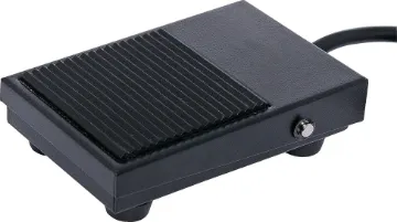 Momentary SPDT IP54 Low Profile Foot Pedal Switch Designed for foot operation of DC powered equipment. Metal casing ensures a long life. Fitted with rubber feet and 1m cable.  102L x 66W x 30Hmm.