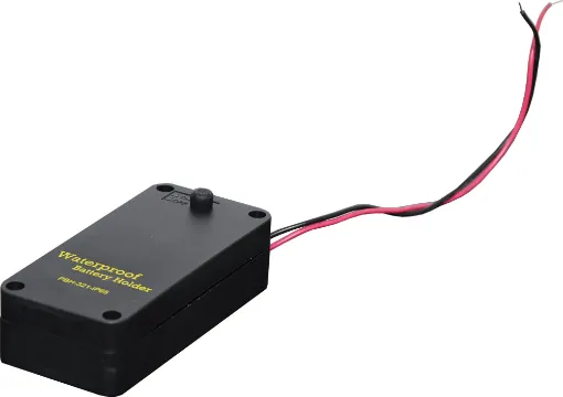 Protects your batteries and terminals from the elements. Screw together casing with rubber gasket. 140mm fly lead.