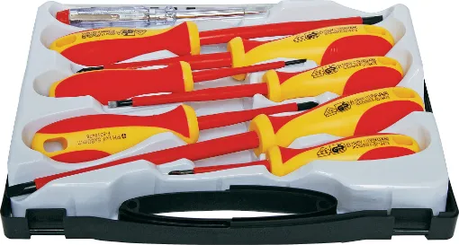 This set of screwdrivers is ideal for people who service 240V appliances. Rated to 1000V. Includes 2.5, 4, 5.5, 6.5mm slotted and #0, #1, #2 phillips screwdrivers, plus a 240V neon tester.