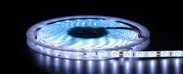 IP65 3528 Cool White 12 Volt LED Strip Light 5m We recommend the use of X 3224A/X 3225A protective end caps with silicone sealant to prevent moisture ingress.