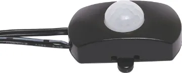In-line PIR Motion Activated Switch 2.1mm DC A simple PIR motion activated switch which can be plugged in-line between any DC device using a 2.1mm plug. Can be used to activate lighting when movement is detected. Ideal for LED strips, however can be used to motion activate anything with a 2.1mm DC socket.