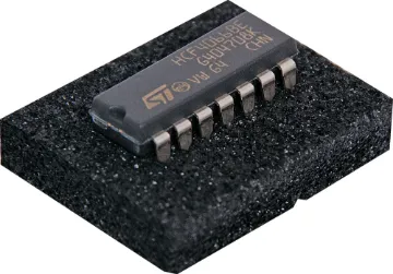 225 x 150mm Anti-Static Sheet Antistatic sheeting for storing CMOS IC's LSI's etc. 3M type. 225mm x 150mm sheet.
IC Not included