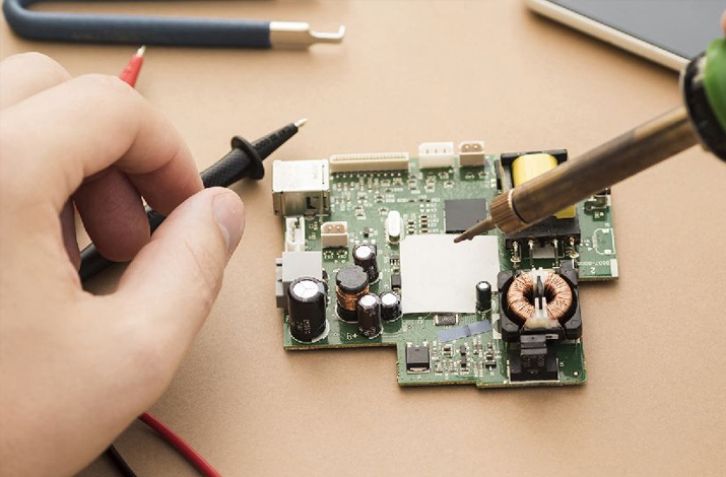 Choosing the best tools for your soldering work bench Choosing the best tools for your soldering work bench